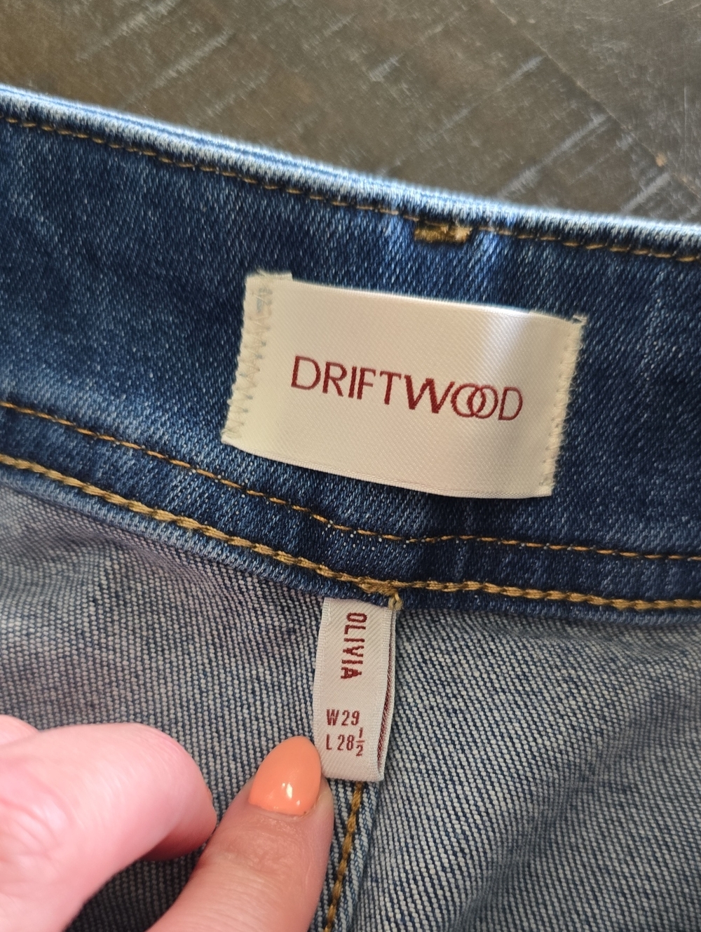 Driftwood Olivia Cargo- Wide Leg Strawberry Denim Jeans. Size 29. EUC - Picture 4 of 6